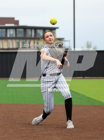 Thumbnail 3 in Celina @ Panther Creek photogallery.