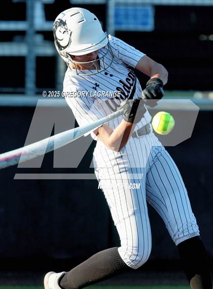 Thumbnail 3 in Mansfield Legacy vs Guyer (UIL 6A Softball Regional Semi-Finals Division II) Game 1 photogallery.