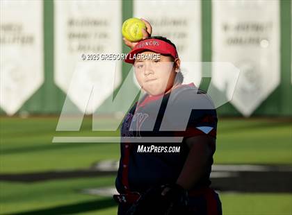 Thumbnail 2 in Mansfield Legacy vs Guyer (UIL 6A Softball Regional Semi-Finals Division II) Game 1 photogallery.