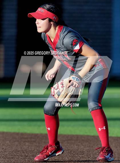 Thumbnail 3 in Mansfield Legacy vs Guyer (UIL 6A Softball Regional Semi-Finals Division II) Game 1 photogallery.