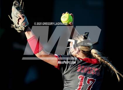 Thumbnail 2 in Mansfield Legacy vs Guyer (UIL 6A Softball Regional Semi-Finals Division II) Game 1 photogallery.