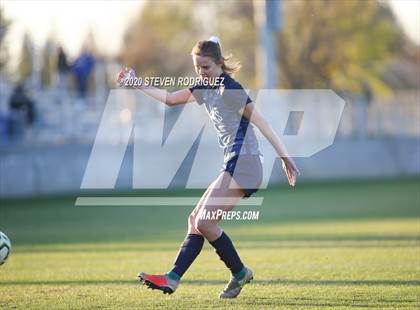 Thumbnail 3 in Lincoln vs. Oakmont photogallery.
