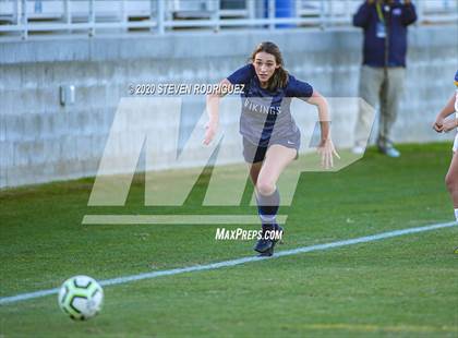 Thumbnail 2 in Lincoln vs. Oakmont photogallery.