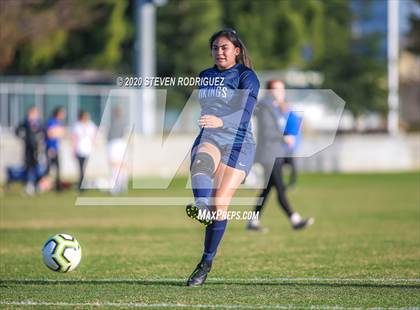 Thumbnail 3 in Lincoln vs. Oakmont photogallery.