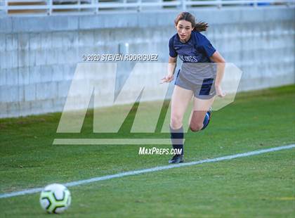 Thumbnail 3 in Lincoln vs. Oakmont photogallery.