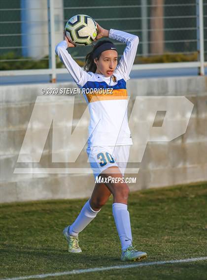 Thumbnail 2 in Lincoln vs. Oakmont photogallery.