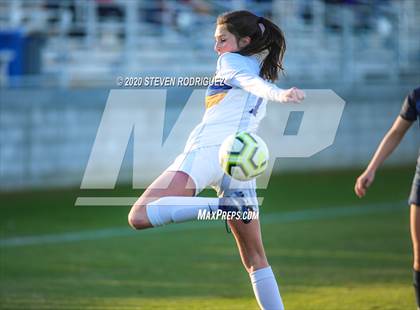 Thumbnail 3 in Lincoln vs. Oakmont photogallery.