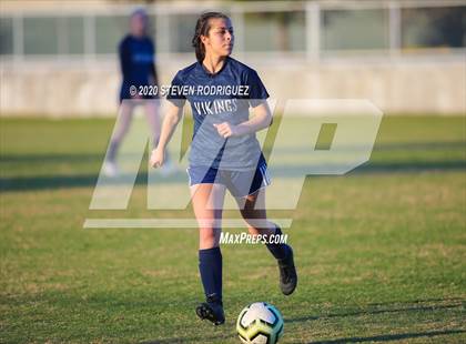 Thumbnail 2 in Lincoln vs. Oakmont photogallery.