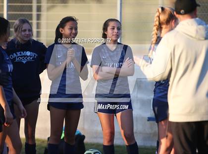 Thumbnail 3 in Lincoln vs. Oakmont photogallery.