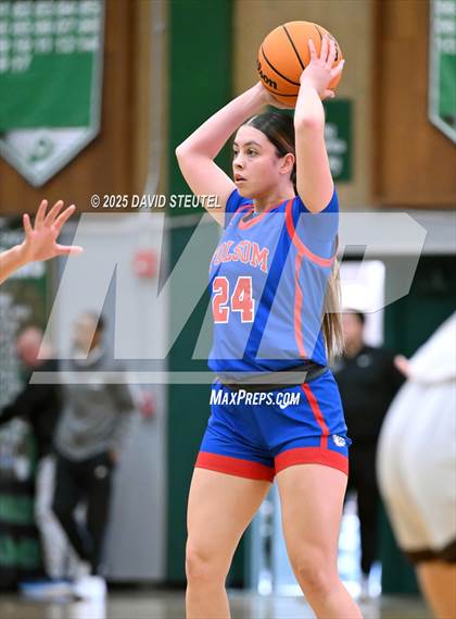 Thumbnail 3 in Folsom vs. Francis Parker (St. Mary's MLK Classic) photogallery.