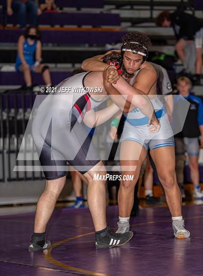 Thumbnail 3 in Lake Norman vs New Bern photogallery.