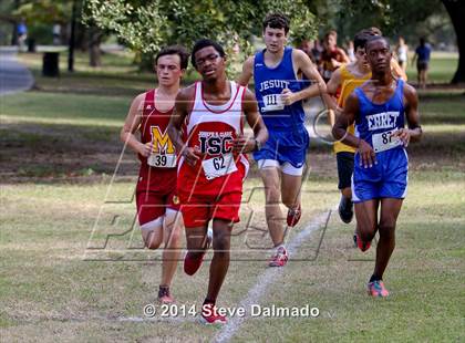Thumbnail 1 in Isodore Newman Invitational photogallery.