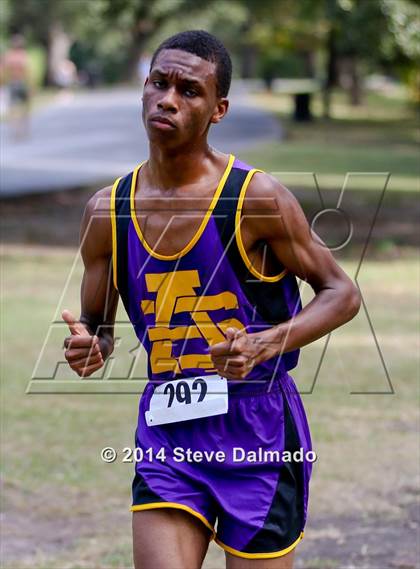 Thumbnail 1 in Isodore Newman Invitational photogallery.