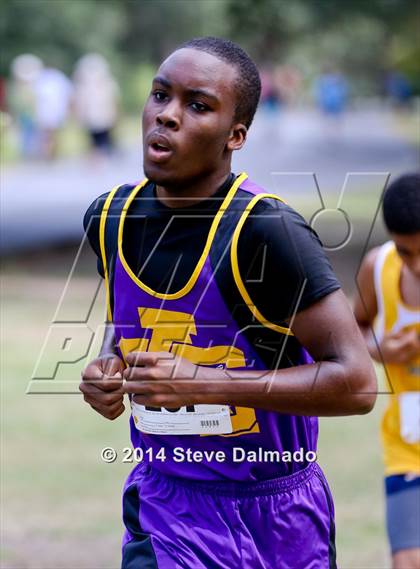 Thumbnail 3 in Isodore Newman Invitational photogallery.