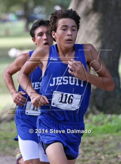 Thumbnail 2 in Isodore Newman Invitational photogallery.