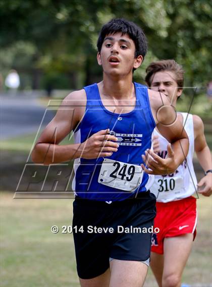 Thumbnail 3 in Isodore Newman Invitational photogallery.