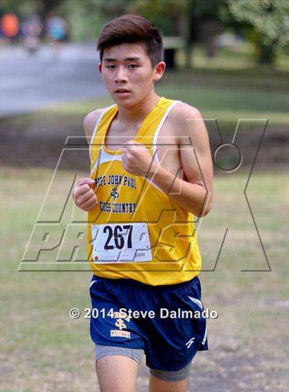 Thumbnail 2 in Isodore Newman Invitational photogallery.