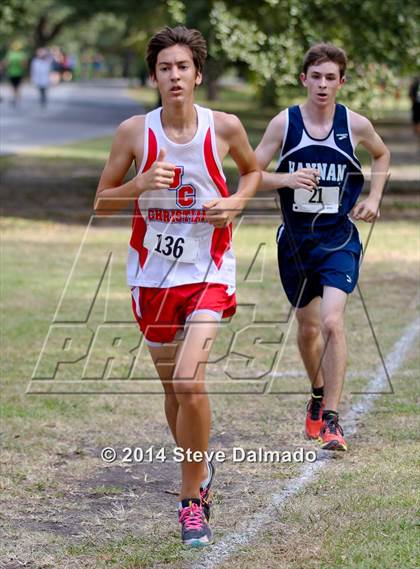Thumbnail 1 in Isodore Newman Invitational photogallery.