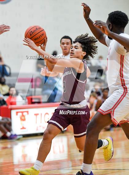 Thumbnail 2 in Fort Bend Travis vs George Ranch photogallery.