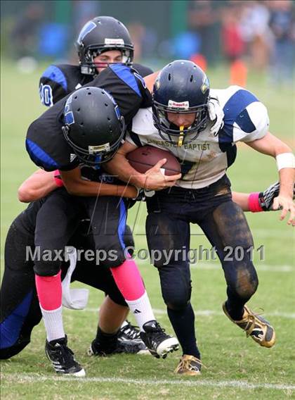 Thumbnail 2 in Lancaster Baptist @ Windward photogallery.