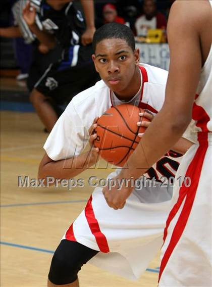 Thumbnail 1 in Diamond Ranch vs. Pacific Hills (Johnnie Cochran Classic) photogallery.
