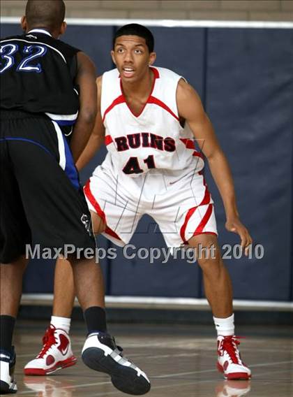 Thumbnail 1 in Diamond Ranch vs. Pacific Hills (Johnnie Cochran Classic) photogallery.