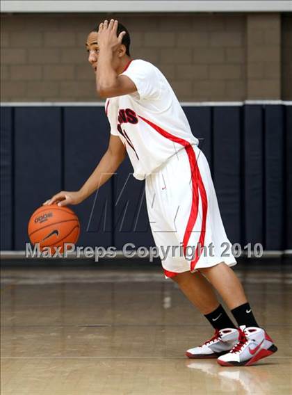 Thumbnail 2 in Diamond Ranch vs. Pacific Hills (Johnnie Cochran Classic) photogallery.