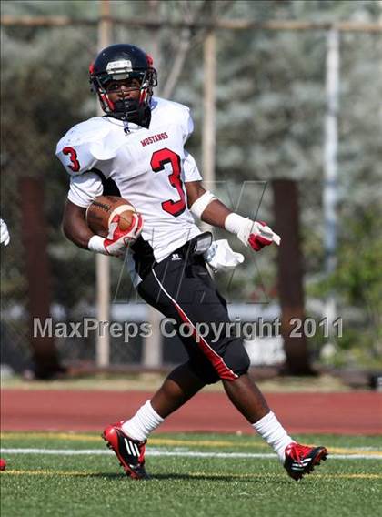 Thumbnail 1 in Arleta @ Marshall photogallery.