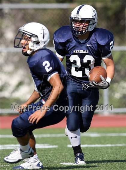 Thumbnail 2 in Arleta @ Marshall photogallery.