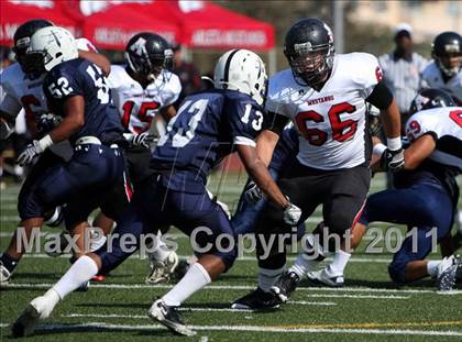 Thumbnail 2 in Arleta @ Marshall photogallery.