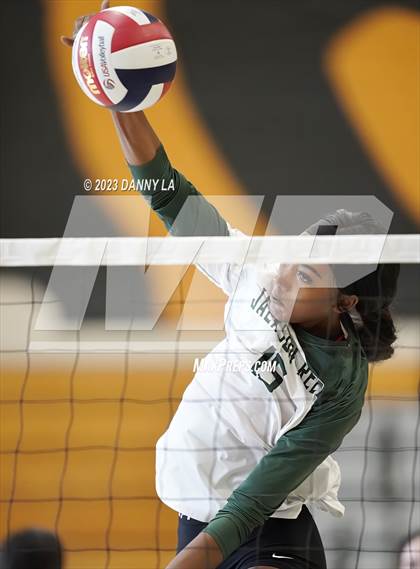 Thumbnail 1 in Flint Hill vs Jackson-Reed (Tiger Paws Invitational) photogallery.