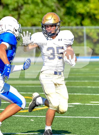 Thumbnail 3 in Aquinas @ Rockhurst photogallery.