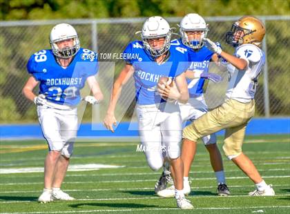 Thumbnail 2 in Aquinas @ Rockhurst photogallery.