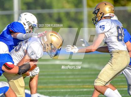 Thumbnail 2 in Aquinas @ Rockhurst photogallery.