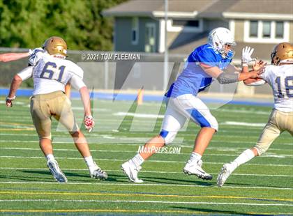 Thumbnail 3 in Aquinas @ Rockhurst photogallery.