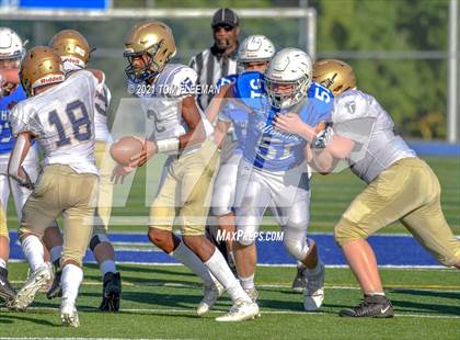 Thumbnail 3 in Aquinas @ Rockhurst photogallery.