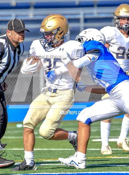 Thumbnail 1 in Aquinas @ Rockhurst photogallery.