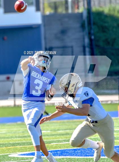 Thumbnail 2 in Aquinas @ Rockhurst photogallery.