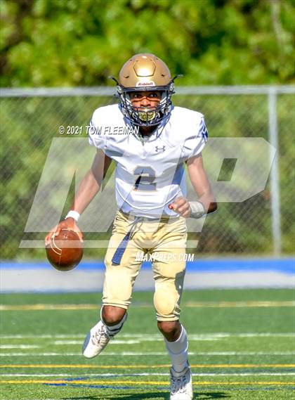 Thumbnail 3 in Aquinas @ Rockhurst photogallery.