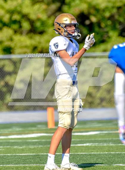 Thumbnail 1 in Aquinas @ Rockhurst photogallery.