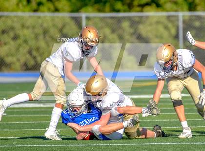 Thumbnail 2 in Aquinas @ Rockhurst photogallery.