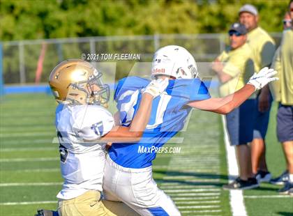 Thumbnail 2 in Aquinas @ Rockhurst photogallery.