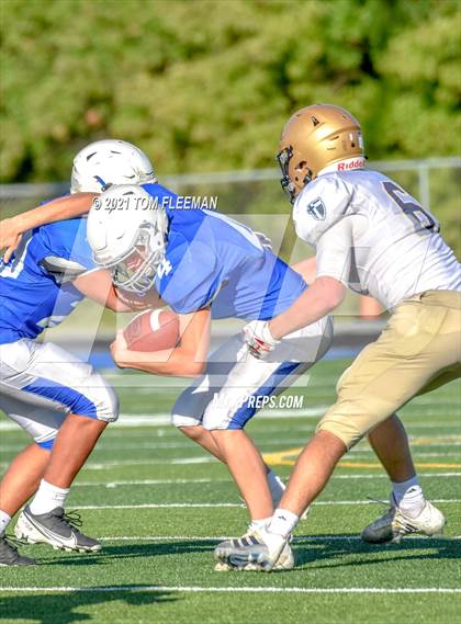 Thumbnail 3 in Aquinas @ Rockhurst photogallery.