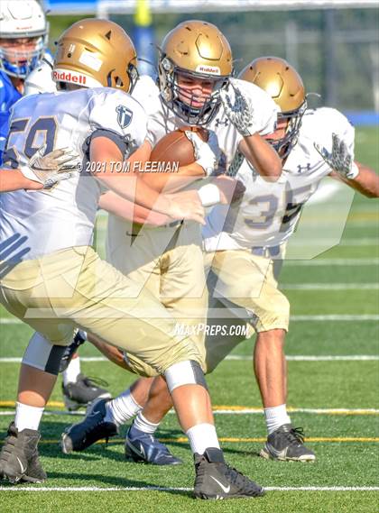 Thumbnail 3 in Aquinas @ Rockhurst photogallery.