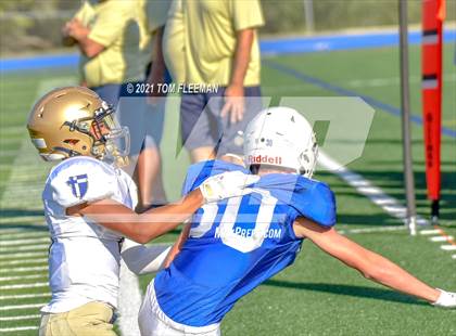 Thumbnail 3 in Aquinas @ Rockhurst photogallery.