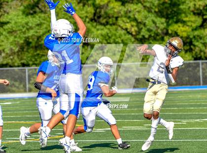 Thumbnail 1 in Aquinas @ Rockhurst photogallery.
