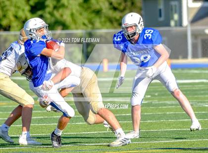 Thumbnail 2 in Aquinas @ Rockhurst photogallery.