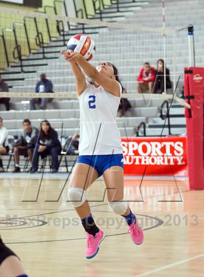 Thumbnail 2 in Elizabeth Learning Center vs. LACES (CIF LA City Section D4 Final) photogallery.