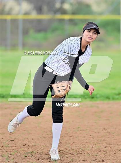 Thumbnail 2 in Olympian vs. La Costa Canyon (Cougar Classic) photogallery.