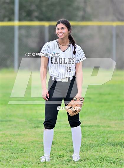 Thumbnail 2 in Olympian vs. La Costa Canyon (Cougar Classic) photogallery.